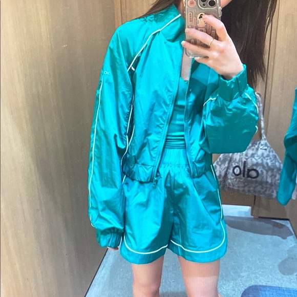 ALO Yoga Teal Jacket and Shorts Set - Picture 6 of 8